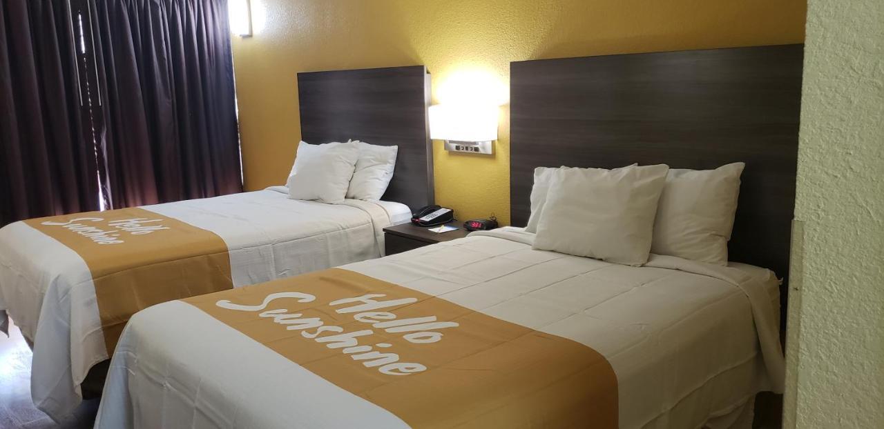 Days Inn By Wyndham Hampton Near Coliseum Convention Center Eksteriør bilde